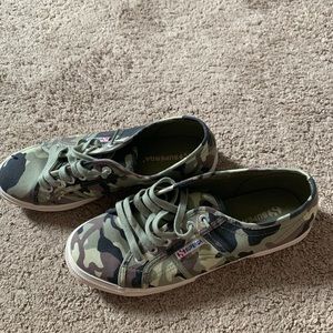 camo supergas